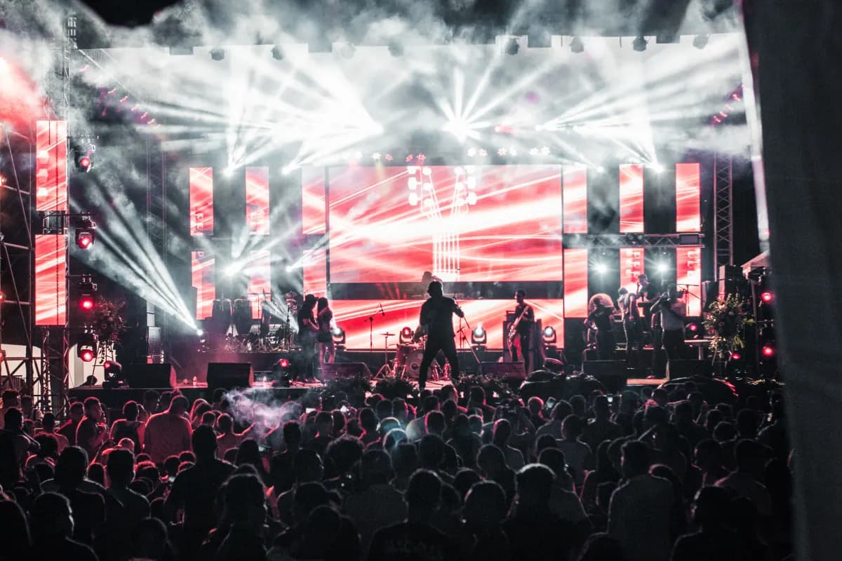 A live performance bringing people together